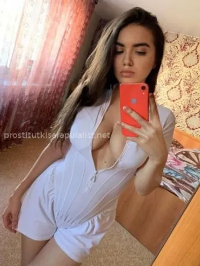 Таня, 23 года
